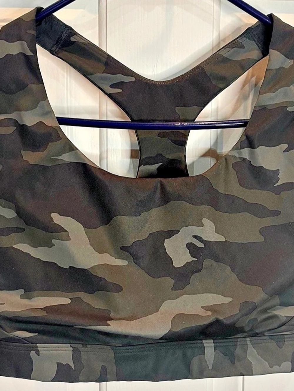 Women’s M Athleta Camo Sports Bra Athleta Women’s Camo Racerback Sports Bra Size